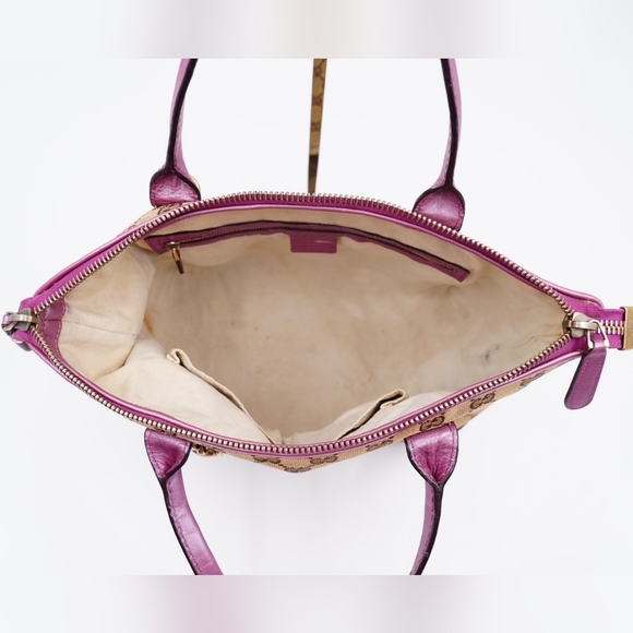 AN18❤️ GUCCI Monogram Heart Bit Charm Top Handle Tote - Picture 15 of 16